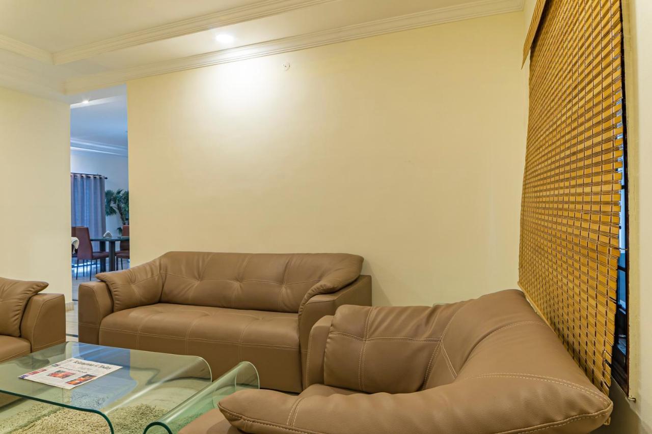 แอท โฮม อพาร์ตเมนต์ Hotel ไฮเดอราบัด ภายนอก รูปภาพ